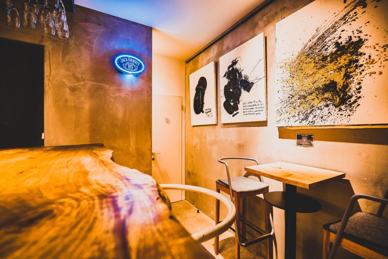 אוסקה Catalyst Art Hotel מראה חיצוני תמונה