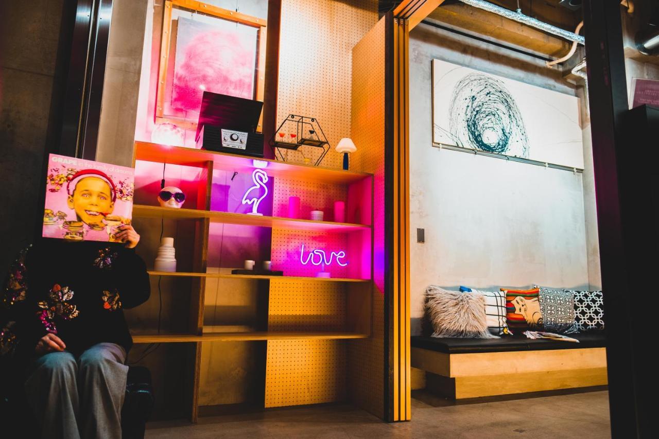 אוסקה Catalyst Art Hotel מראה חיצוני תמונה